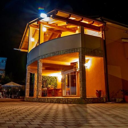 Villa Anita Пула Екстер'єр фото