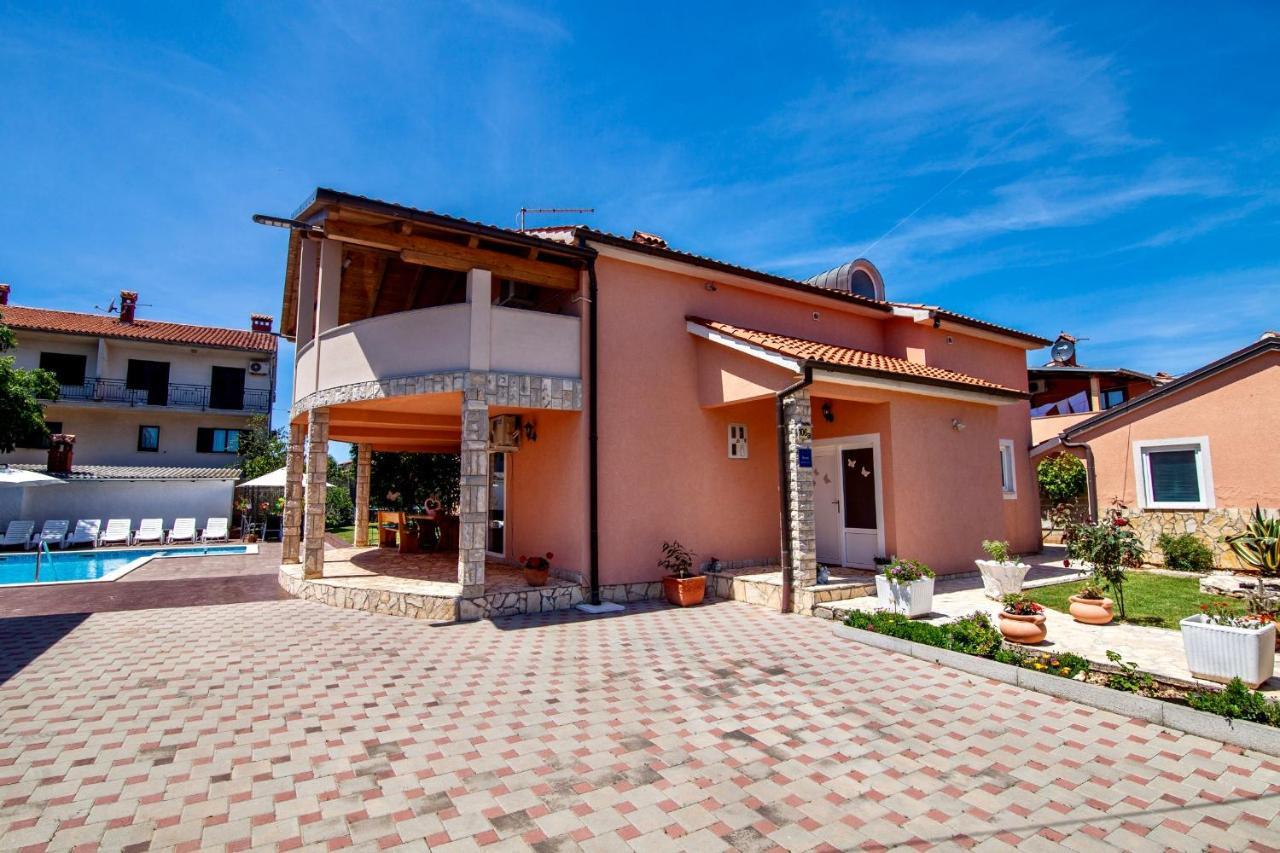 Villa Anita Пула Екстер'єр фото